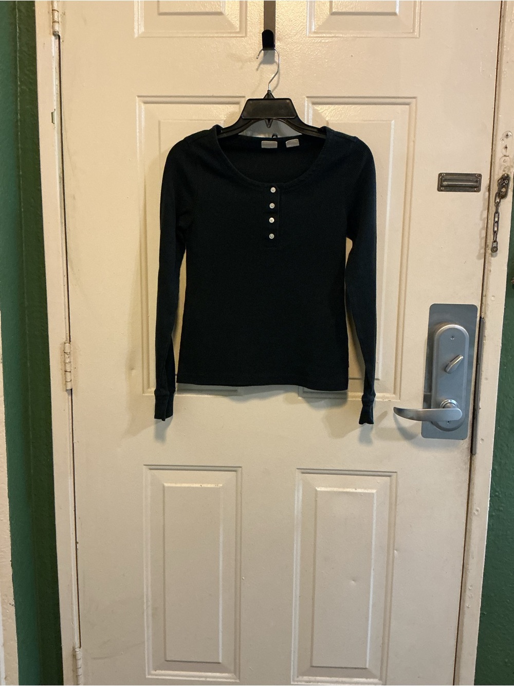 Levi's Black Long-Sleeve Henley Top with Button Placket